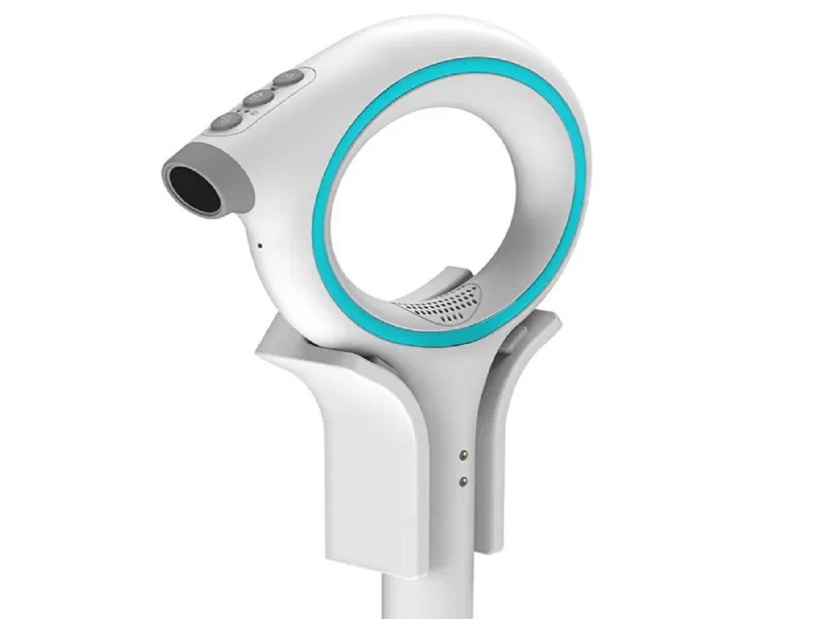 Smart Cane Vs. Traditional Cane: Which Mobility Solution Fits Modern Elderly Care?